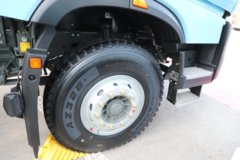 重汽豪沃(HOWO) TS 6X4 纯电动牵引车