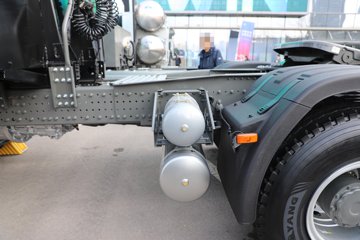 ��������(HOWO) TS 6X4 ���綯ǣ����ͼƬ