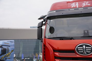 һ�����J6 PRO 12.5L LNG 500���� 4X2 һ�����12�� AMT�Զ��� ǣ����ͼƬ