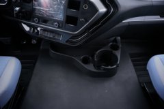 一汽解放J6 PRO 12.5L LNG 500马力 4X2 一汽解放12档 AMT自动档 牵引车