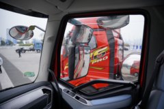 一汽解放J6 PRO 12.5L LNG 500马力 4X2 一汽解放12档 AMT自动档 牵引车