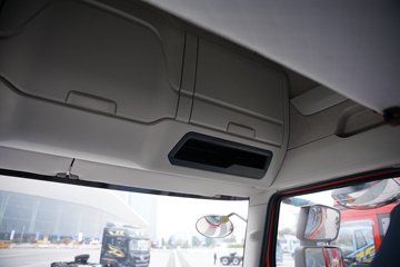 һ�����J6 PRO 12.5L LNG 500���� 4X2 һ�����12�� AMT�Զ��� ǣ����ͼƬ