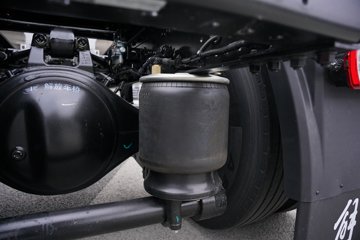 һ�����J6 PRO 12.5L LNG 500���� 4X2 һ�����12�� AMT�Զ��� ǣ����ͼƬ