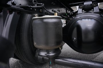 һ�����J6 PRO 12.5L LNG 500���� 4X2 һ�����12�� AMT�Զ��� ǣ����ͼƬ