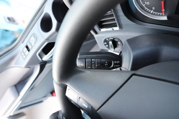 ��������(HOWO) TX7-N 12.5L LNG 530���� 6X4 �й�����12�� ǣ����ͼƬ