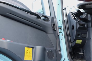 ��������(HOWO) TX7-N 12.5L LNG 530���� 6X4 �й�����12�� ǣ����ͼƬ