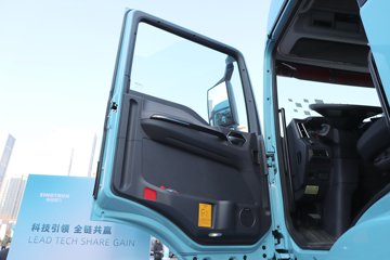 ��������(HOWO) TX7-N 12.5L LNG 530���� 6X4 �й�����12�� ǣ����ͼƬ