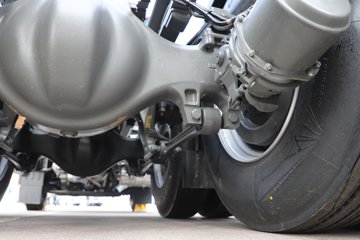 ��������(HOWO) TX7-N 12.5L LNG 530���� 6X4 �й�����12�� ǣ����ͼƬ