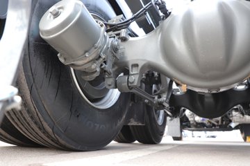 ��������(HOWO) TX7-N 12.5L LNG 530���� 6X4 �й�����12�� ǣ����ͼƬ