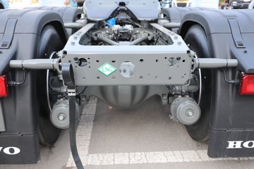 ��������(HOWO) TX7-N 12.5L LNG 530���� 6X4 �й�����12�� ǣ����ͼƬ