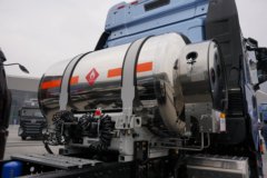 一汽解放J6 PRO 12.5L LNG 500马力 6X4 一汽解放12档 牵引车