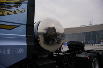 һ�����J6 PRO 12.5L LNG 500���� 6X4 һ�����12�� ǣ����ͼƬ