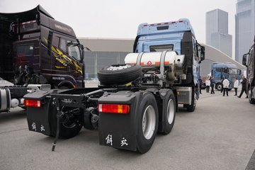 һ�����J6 PRO 12.5L LNG 500���� 6X4 һ�����12�� ǣ����ͼƬ