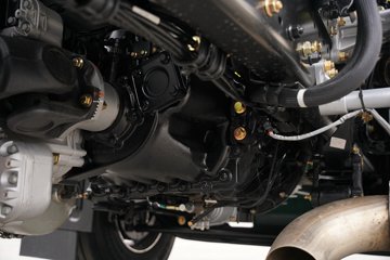 һ�����J6 PRO 12.5L LNG 500���� 6X4 һ�����12�� ǣ����ͼƬ