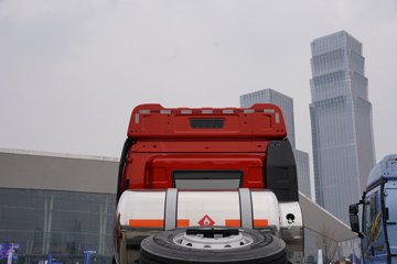 һ�����J6 PRO 13.2L LNG 530���� 6X4 һ�����12�� Σ��Ʒǣ����ͼƬ