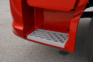 һ�����J6 PRO 13.2L LNG 530���� 6X4 һ�����12�� Σ��Ʒǣ����ͼƬ