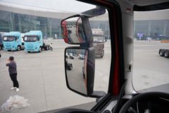 一汽解放J6 PRO 13.2L LNG 530马力 6X4 一汽解放12档 危险品牵引车