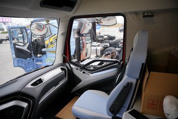 һ�����J6 PRO 13.2L LNG 530���� 6X4 һ�����12�� Σ��Ʒǣ����ͼƬ