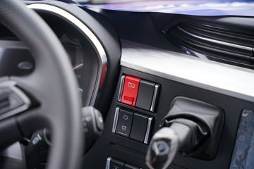 һ�����J6 PRO 13.2L LNG 530���� 6X4 һ�����12�� Σ��Ʒǣ����ͼƬ