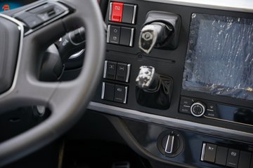 һ�����J6 PRO 13.2L LNG 530���� 6X4 һ�����12�� Σ��Ʒǣ����ͼƬ