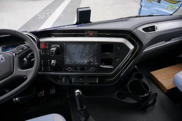 һ�����J6 PRO 13.2L LNG 530���� 6X4 һ�����12�� Σ��Ʒǣ����ͼƬ