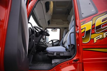 һ�����J6 PRO 13.2L LNG 530���� 6X4 һ�����12�� Σ��Ʒǣ����ͼƬ