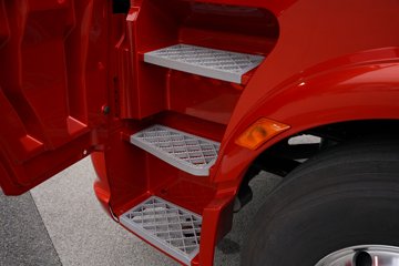 һ�����J6 PRO 13.2L LNG 530���� 6X4 һ�����12�� Σ��Ʒǣ����ͼƬ