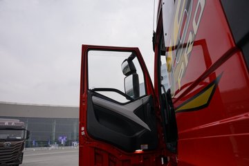 һ�����J6 PRO 13.2L LNG 530���� 6X4 һ�����12�� Σ��Ʒǣ����ͼƬ