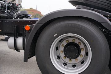 һ�����J6 PRO 13.2L LNG 530���� 6X4 һ�����12�� Σ��Ʒǣ����ͼƬ