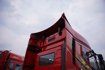 һ�����J6 PRO 11.1L���� 460���� 4X2 һ�����12�� ǣ����ͼƬ