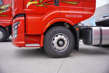 һ�����J6 PRO 11.1L���� 460���� 4X2 һ�����12�� ǣ����ͼƬ