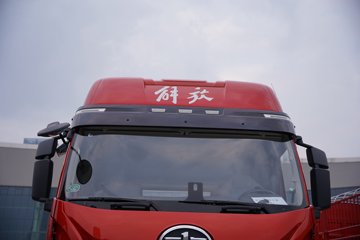 һ�����J6 PRO 11.1L���� 460���� 4X2 һ�����12�� ǣ����ͼƬ