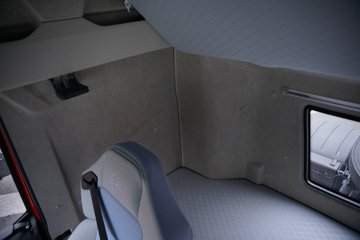 һ�����J6 PRO 11.1L���� 460���� 4X2 һ�����12�� ǣ����ͼƬ