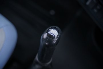 һ�����J6 PRO 11.1L���� 460���� 4X2 һ�����12�� ǣ����ͼƬ