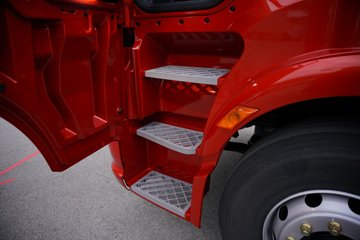 һ�����J6 PRO 11.1L���� 460���� 4X2 һ�����12�� ǣ����ͼƬ