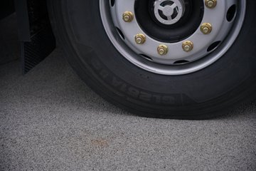 һ�����J6 PRO 11.1L���� 460���� 4X2 һ�����12�� ǣ����ͼƬ