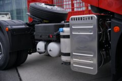 一汽解放J6 PRO 11.1L柴油 460马力 4X2 一汽解放12档 牵引车