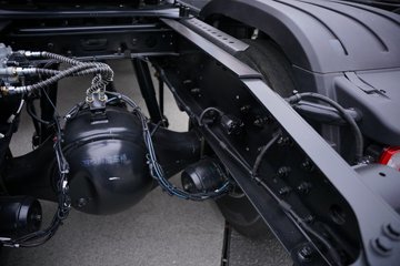 һ�����J6 PRO 11.1L���� 460���� 4X2 һ�����12�� ǣ����ͼƬ