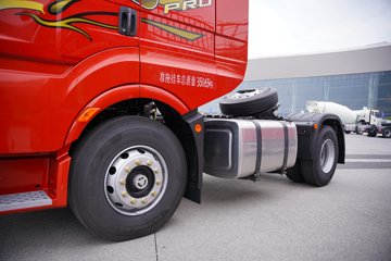 һ�����J6 PRO 11.1L���� 460���� 4X2 һ�����12�� ǣ����ͼƬ