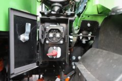 重汽豪曼牛气冲天EM1 4X2 3.7米单排纯电动自卸车 宁德时代155.33kWh 重汽豪曼牛气冲天EM1 4X2 3.7米单排纯电动自卸车 宁德时代155.33kWh