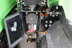 重汽豪曼牛气冲天EM1 4X2 3.7米单排纯电动自卸车 宁德时代155.33kWh 重汽豪曼牛气冲天EM1 4X2 3.7米单排纯电动自卸车 宁德时代155.33kWh