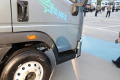 重汽豪曼 星蓝Max EM3 4.18米单排纯电动厢式轻卡 弗迪150.83kWh