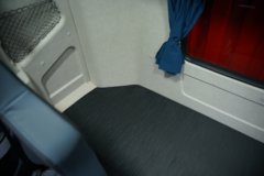 一汽解放J6G 领航版 7.8L柴油 360马力 4X2 一汽解放10档 6.75米排半仓栅式载货车 一汽解放J6G 领航版 7.8L柴油 360马力 4X2 一汽解放10档 6.75米排半仓栅式载货车