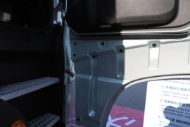 黄河H7&nbsp;电动牵引车驾驶室图片