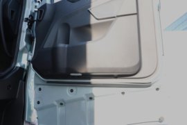 黄河H7&nbsp;电动牵引车驾驶室图片