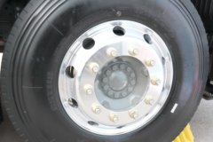 重汽黄河H7 6X4 混合动力牵引车 宁德时代60kWh 重汽黄河H7 6X4 混合动力牵引车 宁德时代60kWh