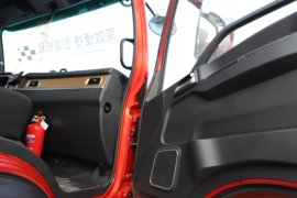 V系&nbsp;自卸车驾驶室                                               图片