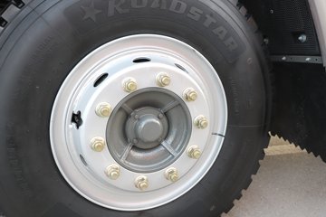 �й������ɶ����ó�V3-X 4.1L���� 200���� 4X2 ��ʿ��8�� 3.8���Ű���ж��ͼƬ