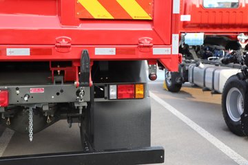 �й������ɶ����ó�V3-X 4.1L���� 200���� 4X2 ��ʿ��8�� 3.8���Ű���ж��ͼƬ