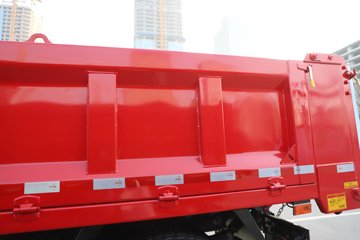 �й������ɶ����ó�V3-X 4.1L���� 200���� 4X2 ��ʿ��8�� 3.8���Ű���ж��ͼƬ